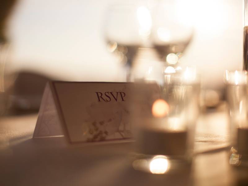 Formal Invitation Etiquette UK: How to Send and Respond with Grace